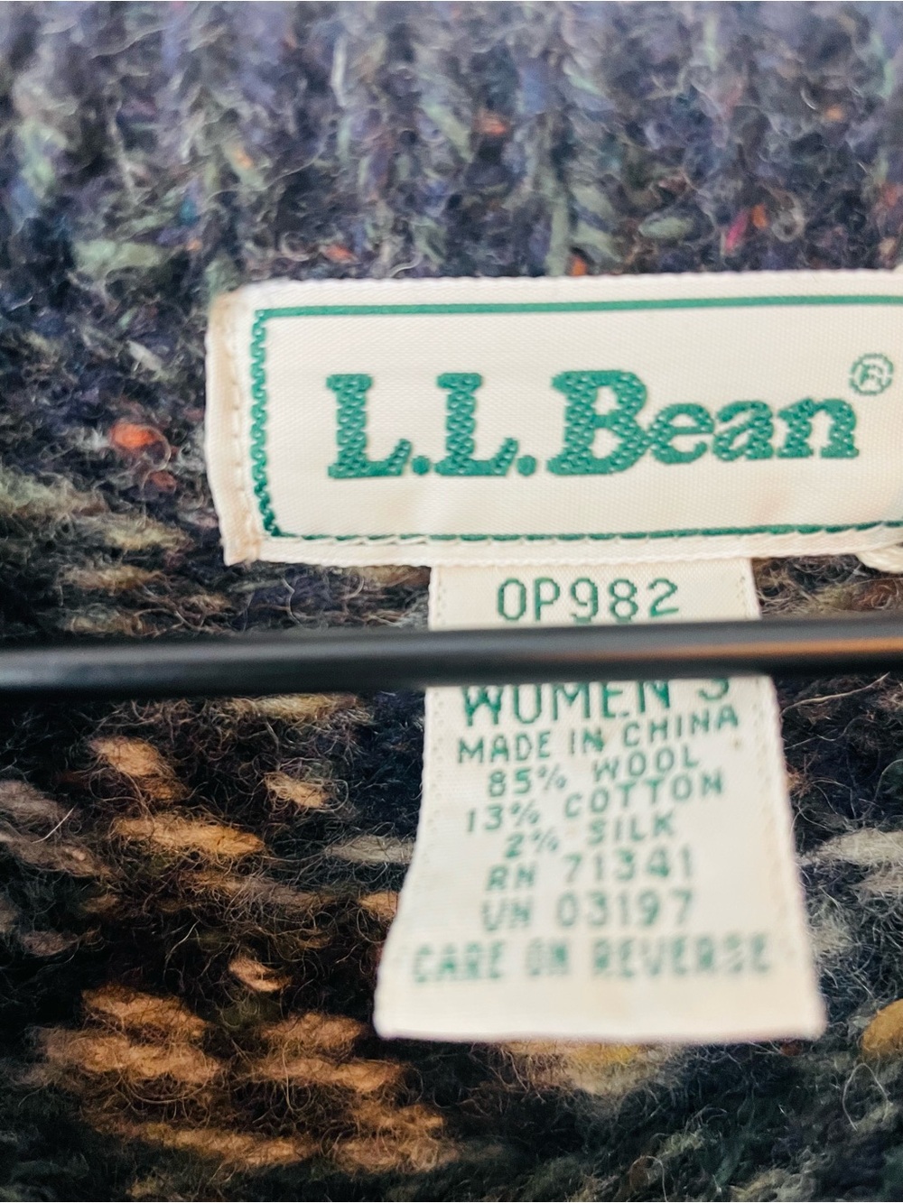 L.L. Bean Vintage Navy Fair Isle Wool Sweater RARE - Picture 4 of 7